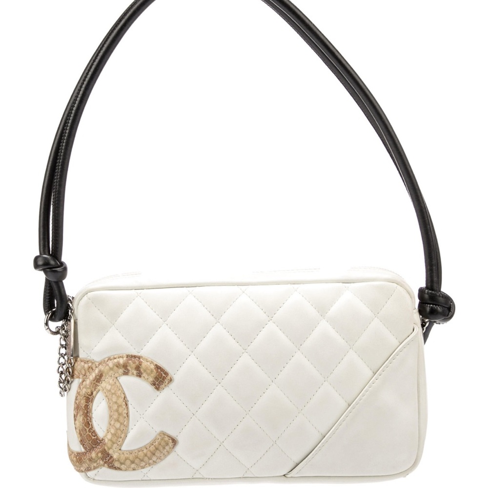 Chanel pochette